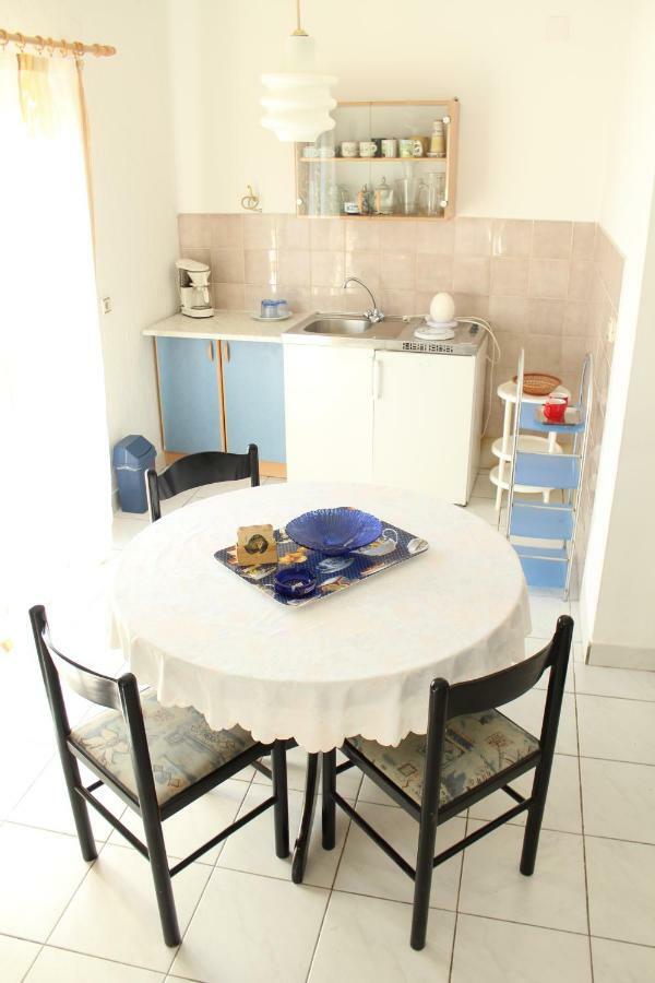 Tribunj Apartmani エクステリア 写真